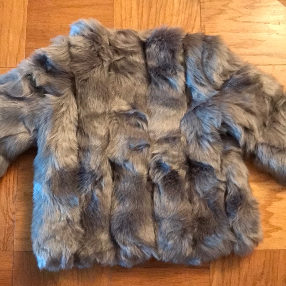 Faux fur crop jacket